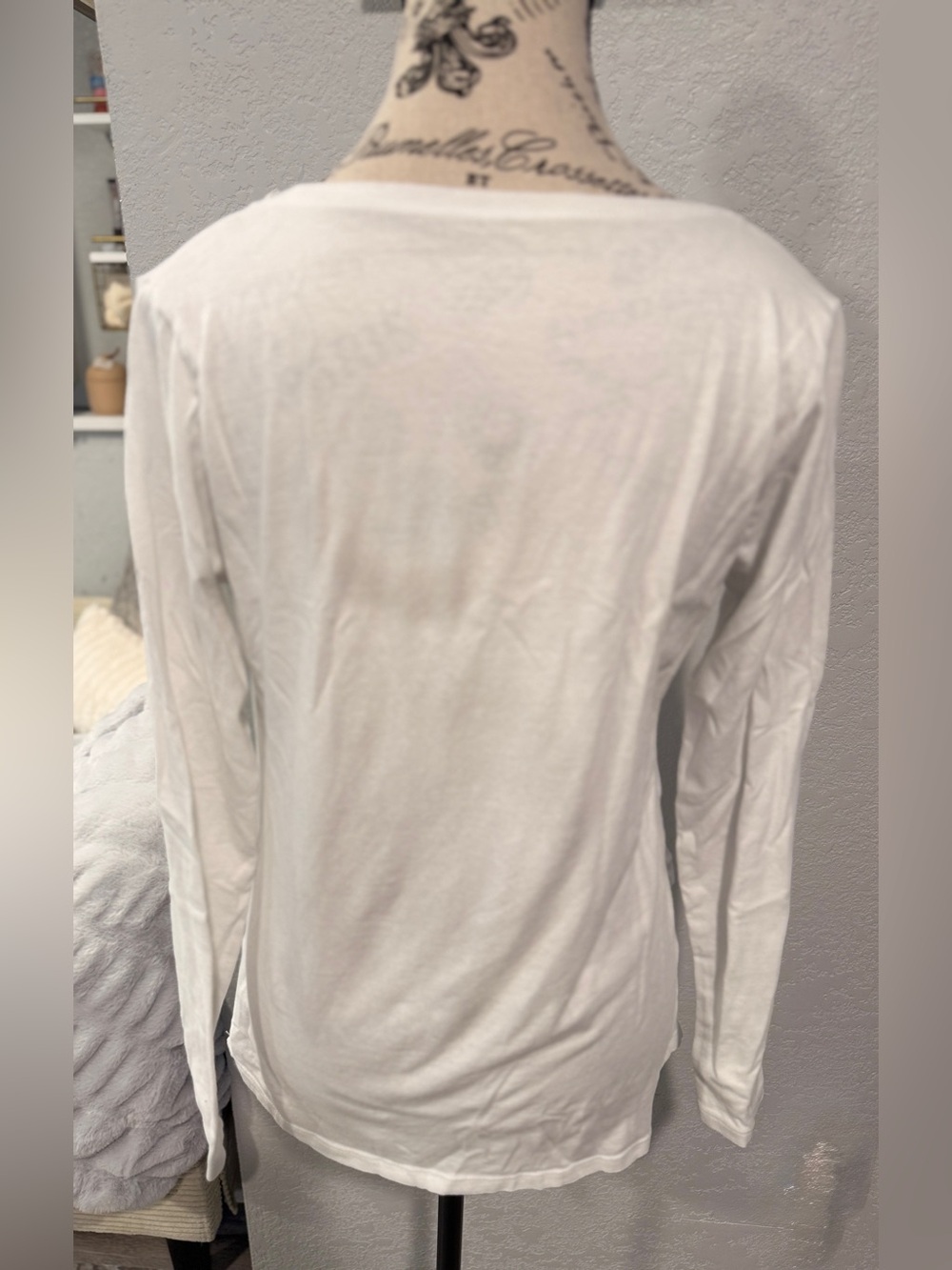 BumpStart by Motherhood Maternity White Long Sleeve Ruched Tee | Size Medium - Picture 8 of 10